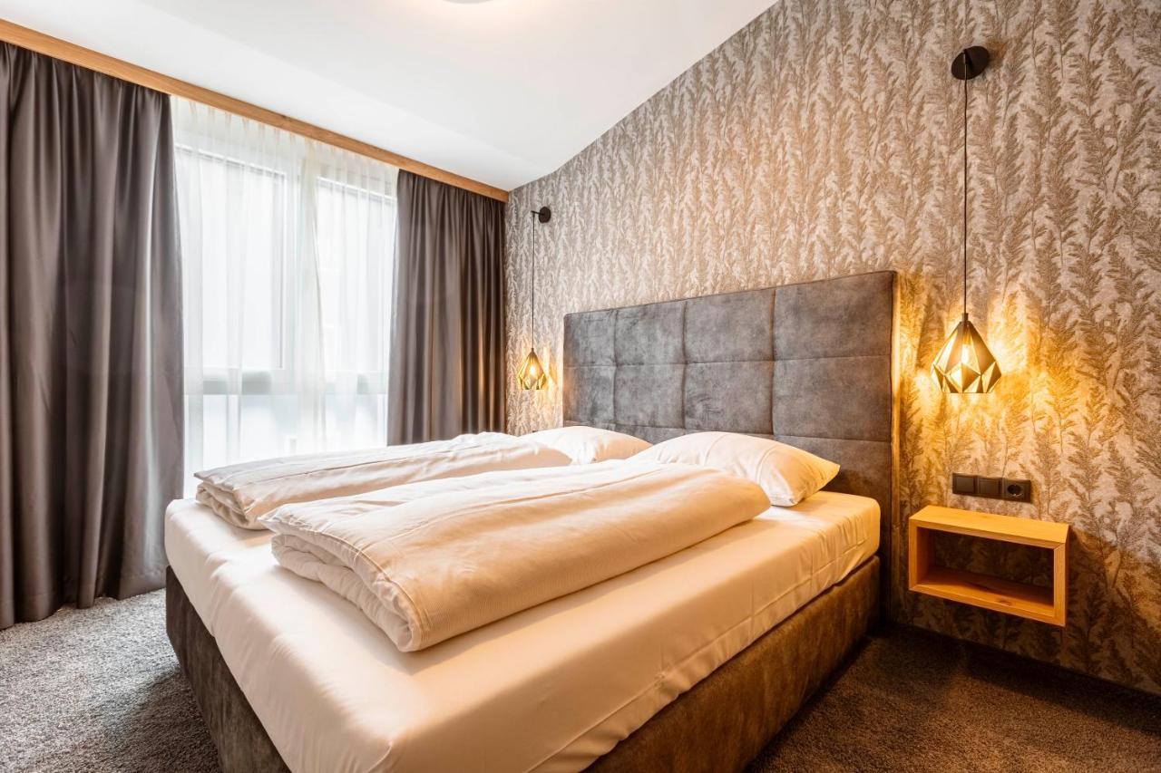 Zillertal Suites Fuegen By Alps Resorts Fügen Exterior foto