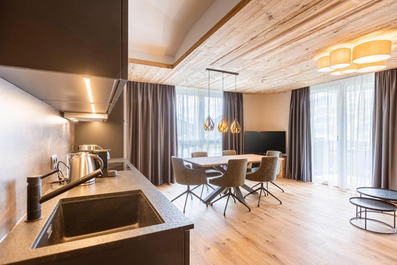 Zillertal Suites Fuegen By Alps Resorts Fügen Exterior foto